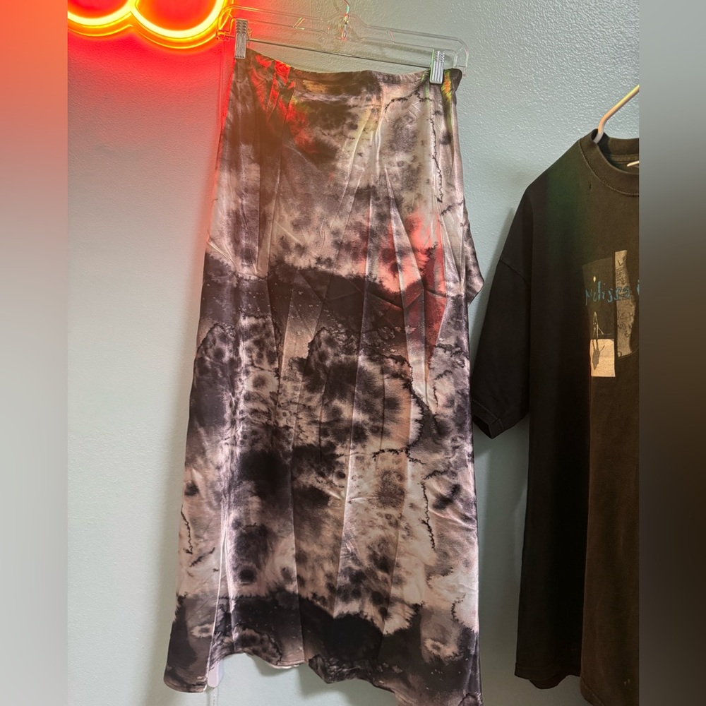 Tie-Dye Black & White Pleated Maxi Skirt